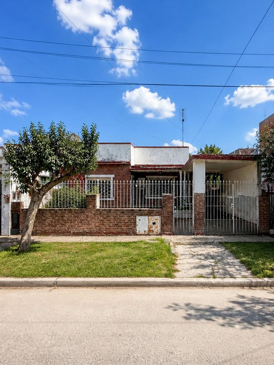 OPORTUNIDAD MULTIFAMILIAR EN LOTE PROPIO DE 310 M²