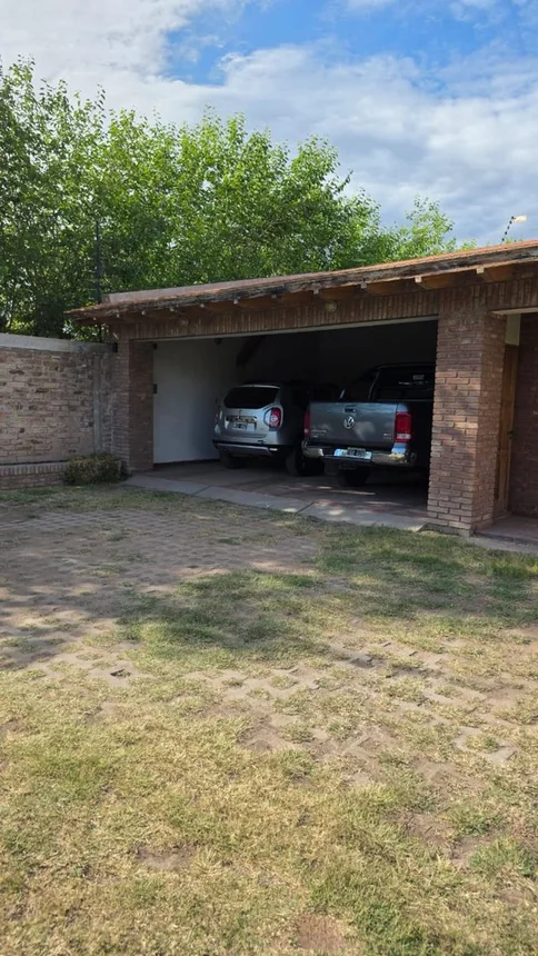 Excelente casa en venta carril godoy cruz, foto 2