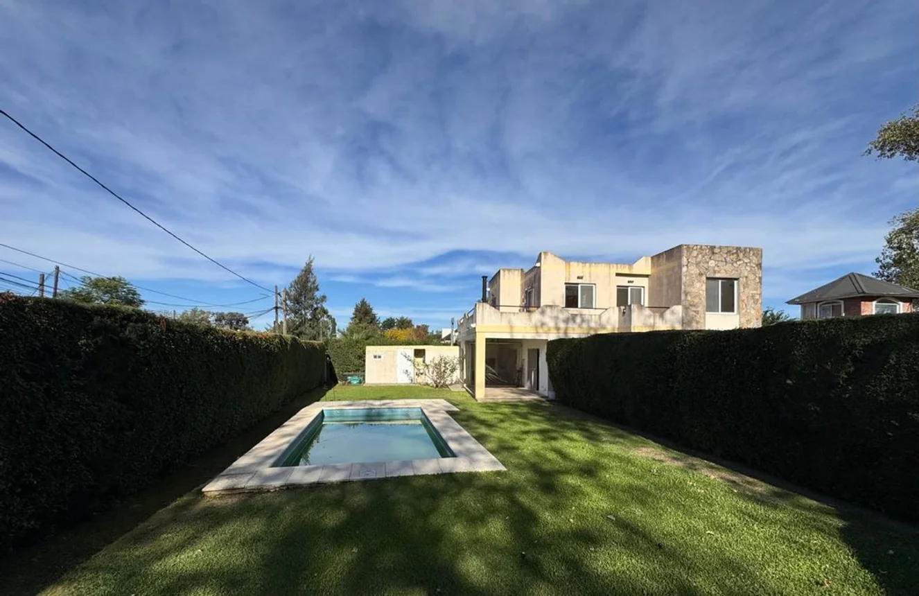 Casa en venta en Manuel Alberti