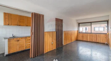 Se Alquila apartamento de 3 dormitorios
