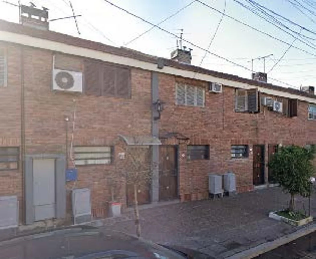 Venta PH 2 ambientes remedios de escalada, foto 1