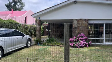 CHALET EN CANTEGRIL DE 4 AMB. MAS DEPENDENCIA