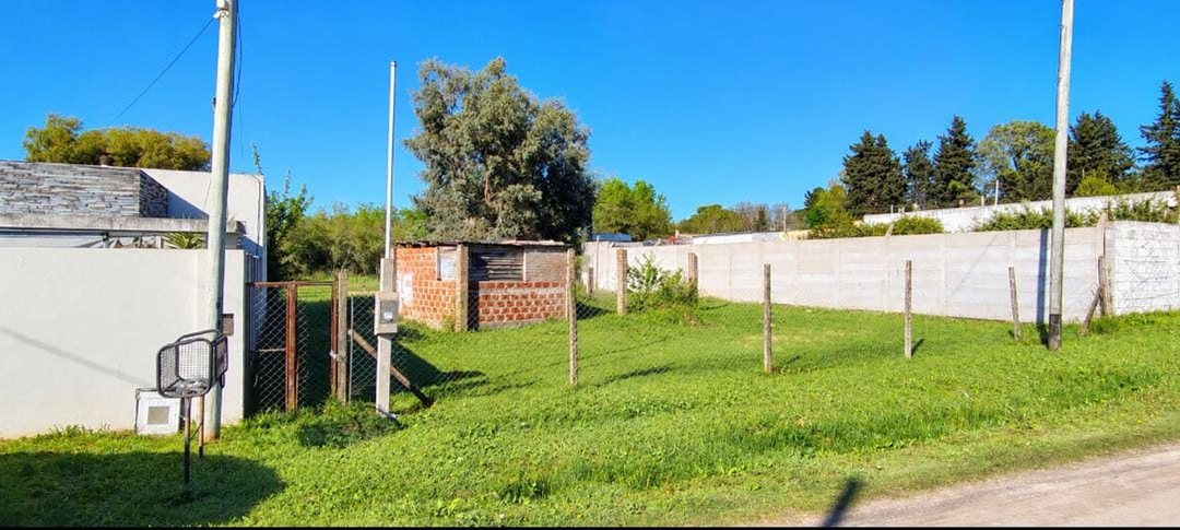 LOTE EN VENTA CITY BELL CON PLANOS APROBADOS