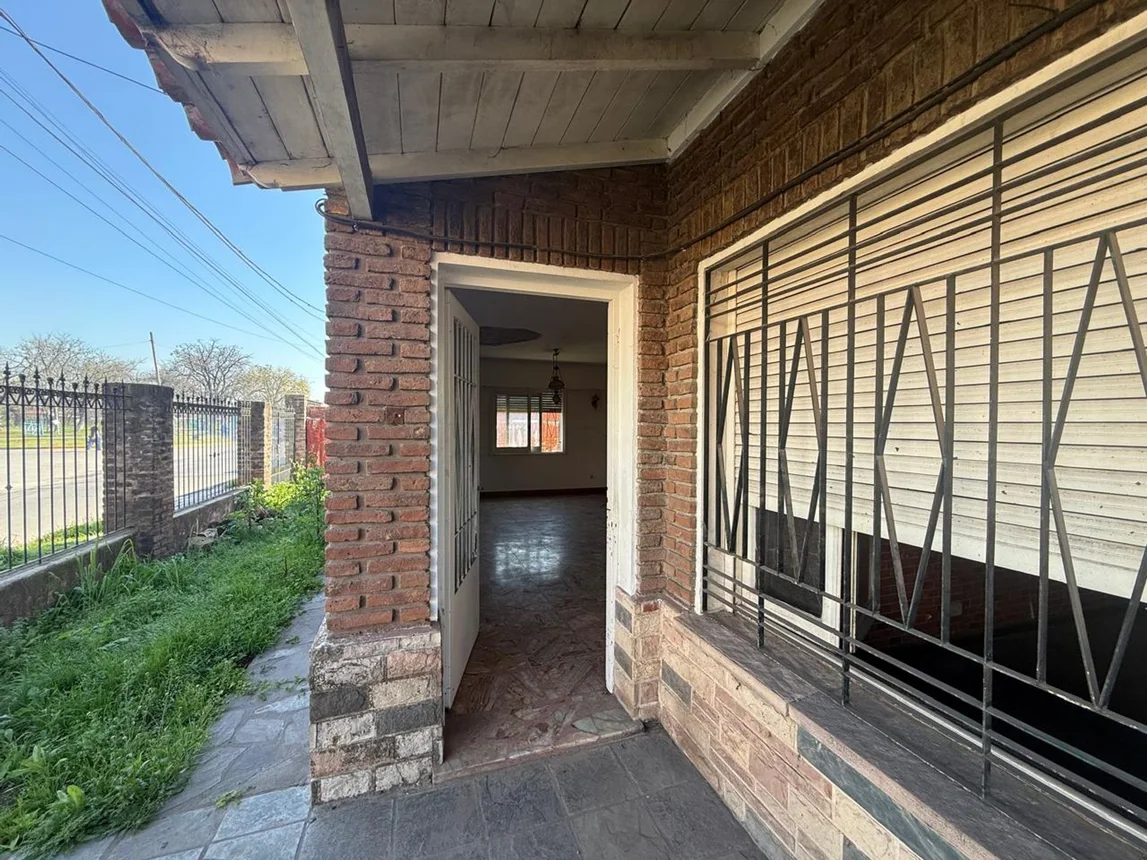 Casa en venta en José C. Paz, foto 2