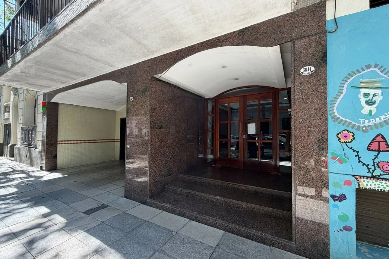 Semipiso de 3 ambientes en venta en Almagro, Moreno 3600