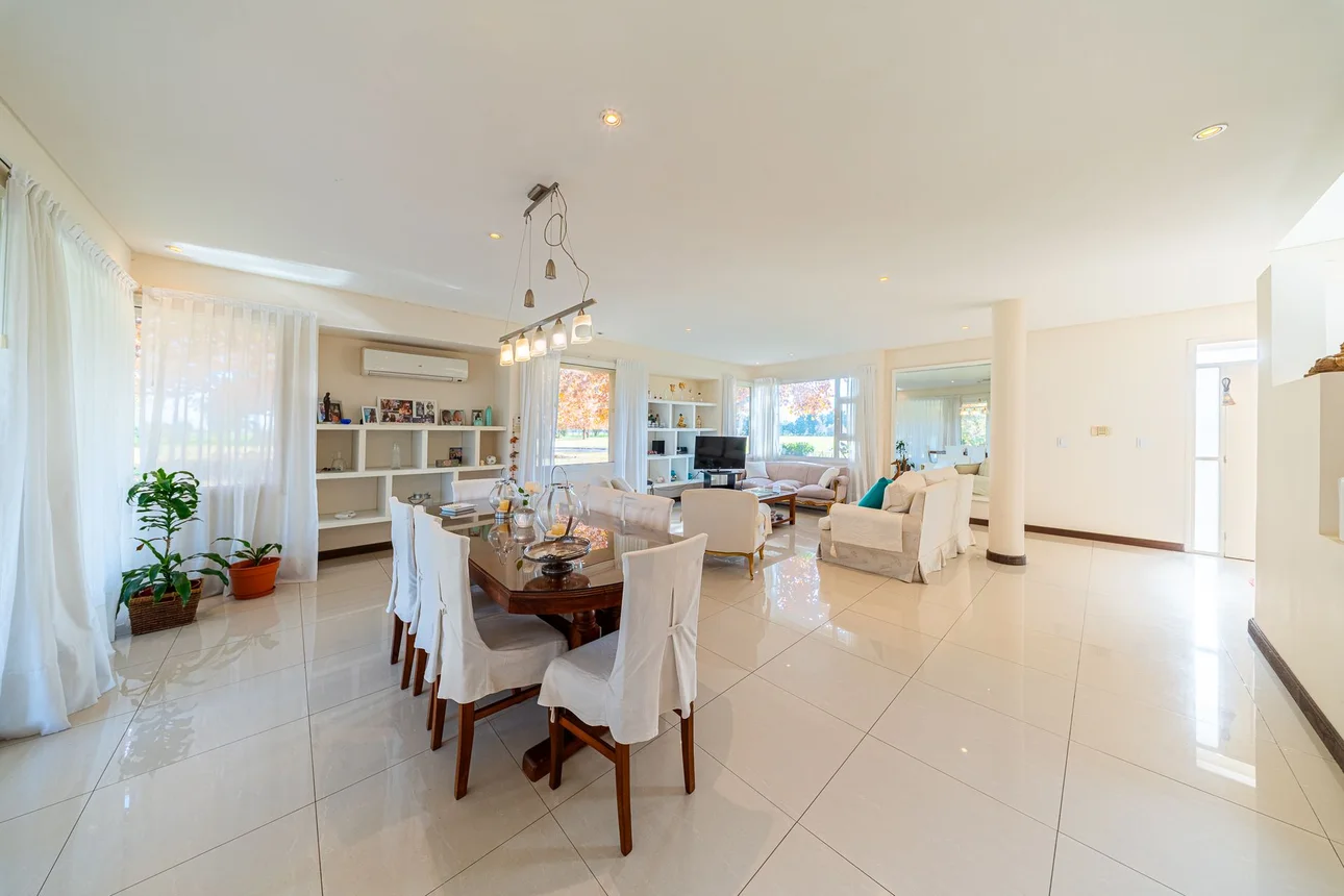 Casa en venta en Funes, foto 4