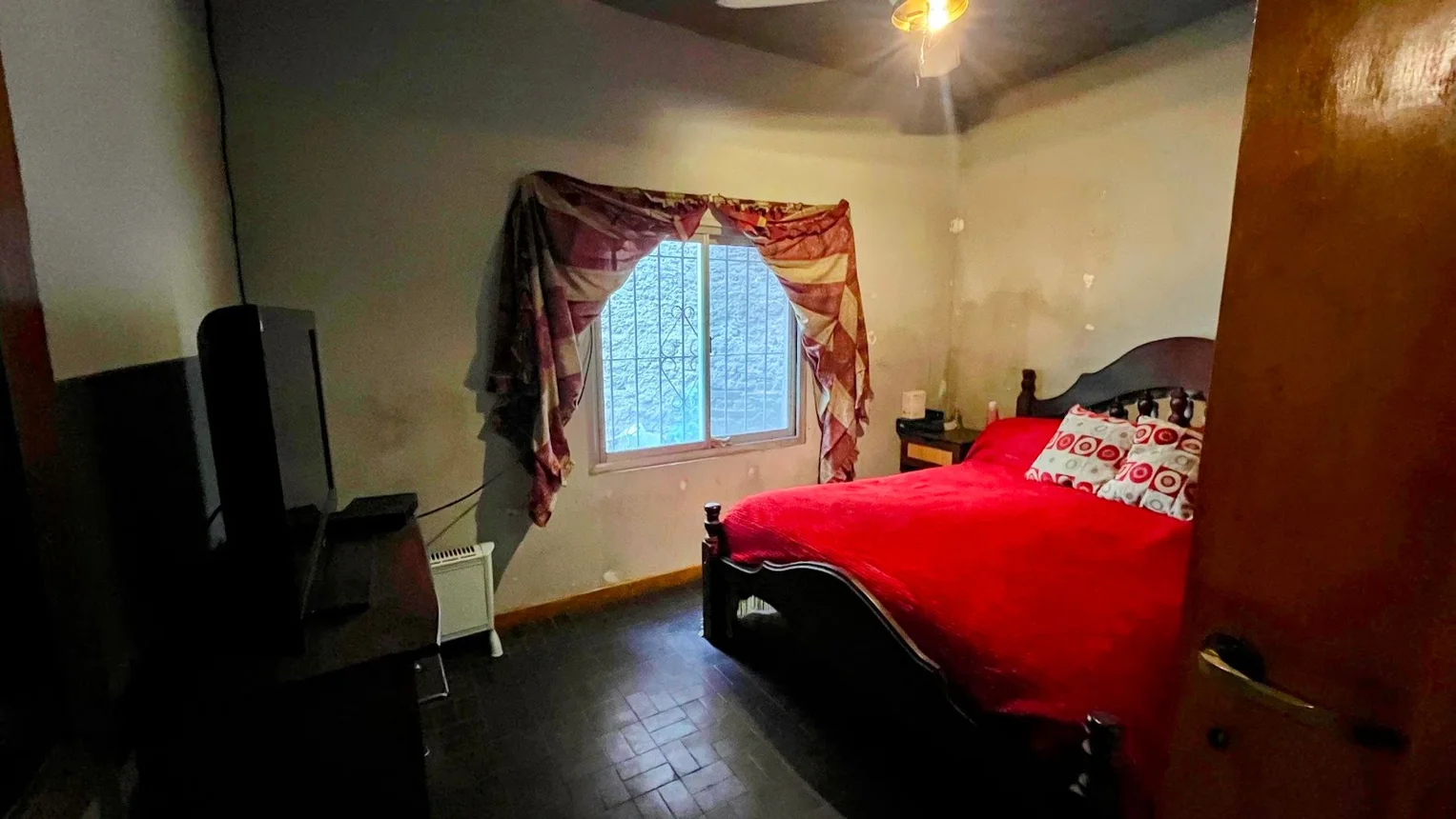 PH de 7 ambientes en venta en Villa Tesei, Vicente Camargo 2600, foto 3