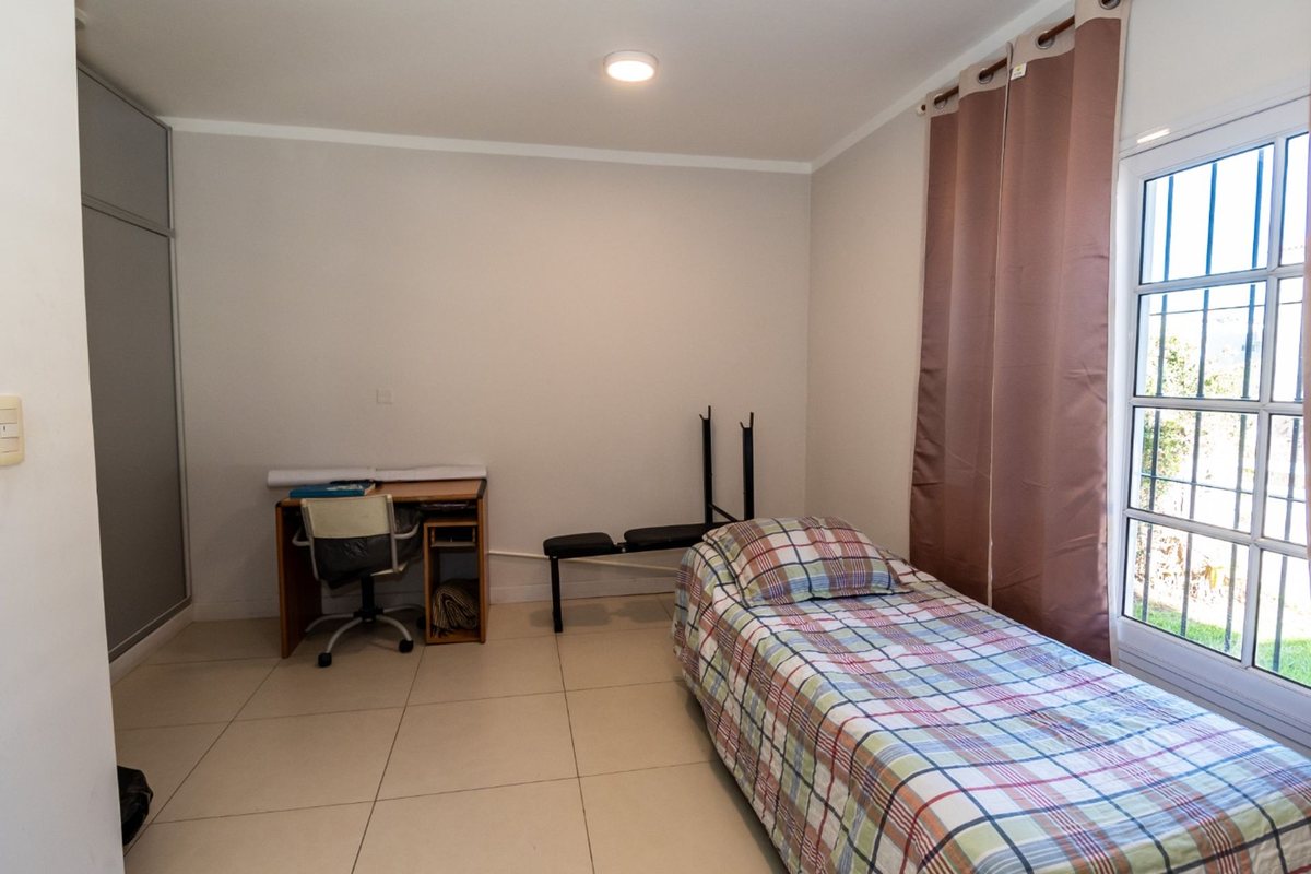 CASA AMPLIA VENTA LA ALMUDENA 3 DORMITORIOS - foto 11