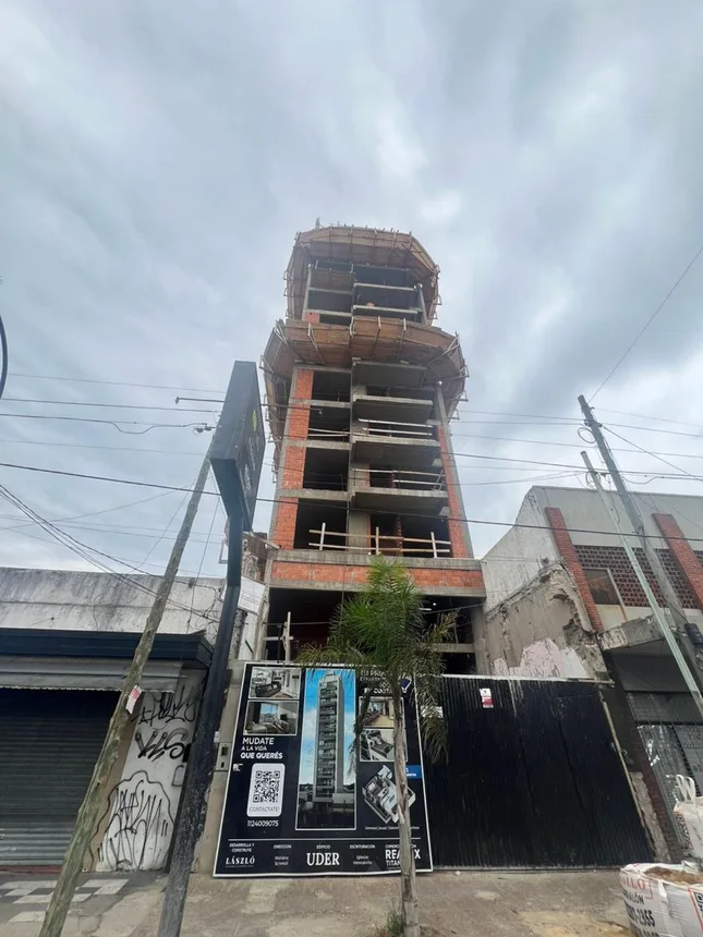 Piso de 4 ambientes en venta en Valentín Alsina, Avenida Presidente Bernardino Rivadavia 600, foto 2
