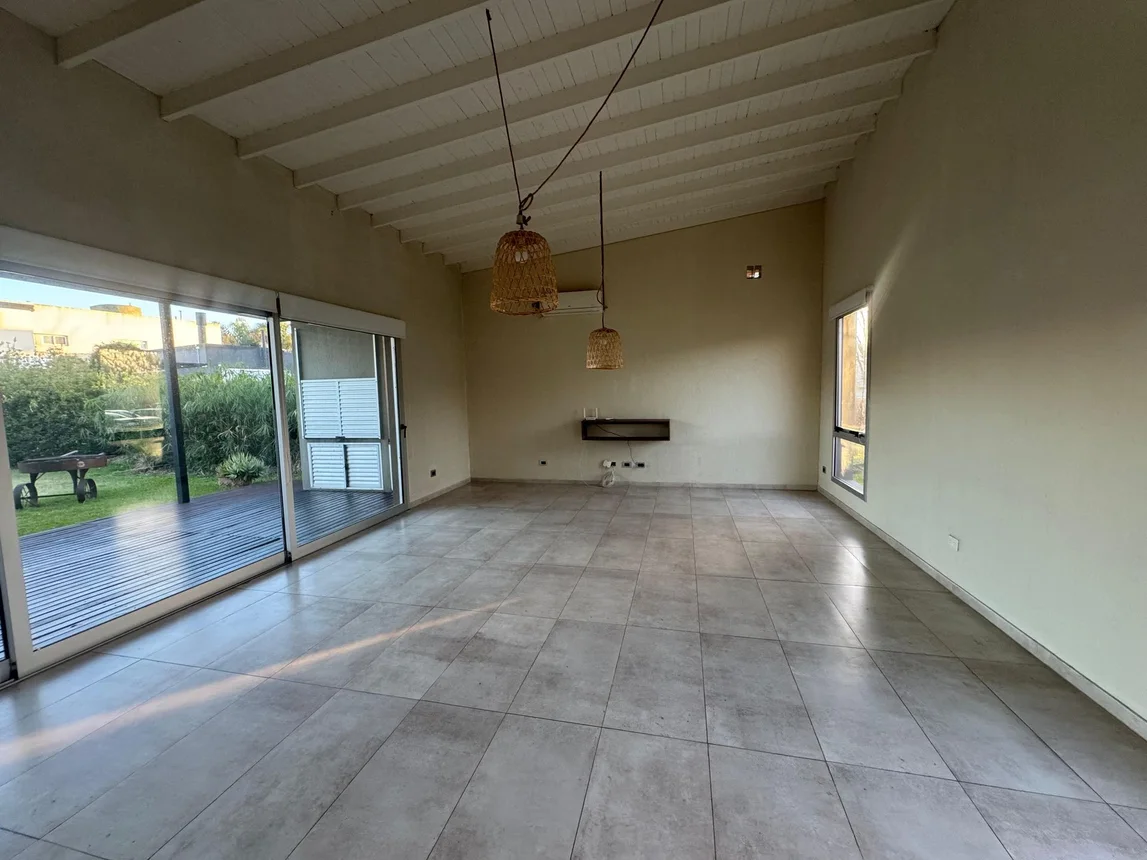 Casa de 4 ambientes en venta en Hudson, Calle 137 7400, foto 5