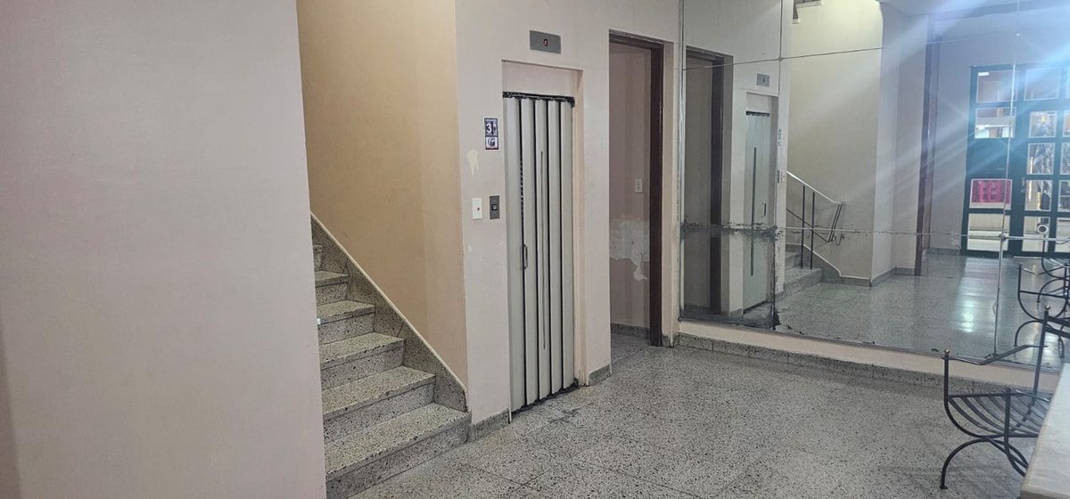 DEPARTAMENTO VENTA FRENTE PLAZA 9 DE JULIO CENTRO - foto 5