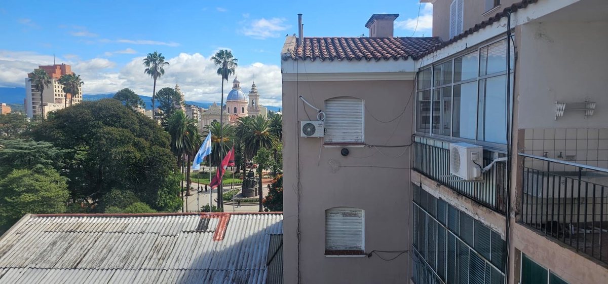 DEPARTAMENTO VENTA FRENTE PLAZA 9 DE JULIO CENTRO - foto 17