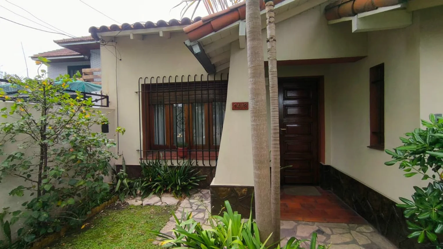 Casa de 6 ambientes en venta en Adrogué, Avenida Tomás Espora 1400, foto 2