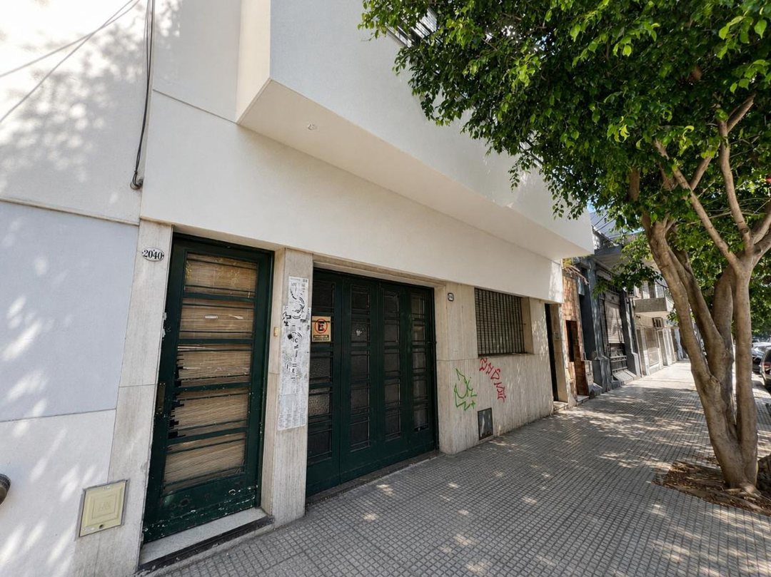 Venta PH Paternal 5 Ambientes  Garage + Galpón