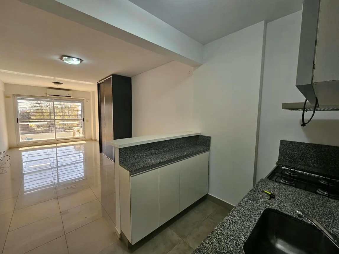 Monoambiente en venta en Parque Avellaneda, Avenida Directorio 3300, foto 2