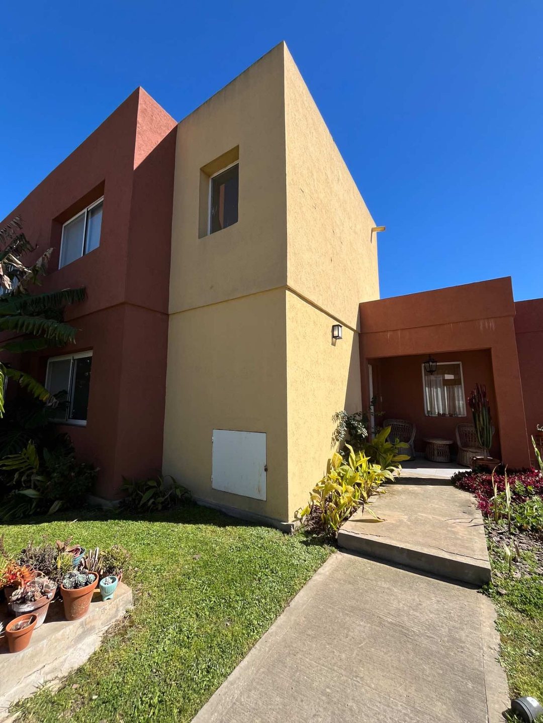 CASA EN VENTA – CASAS DE SAN PATRICIO, VILLANUEVA