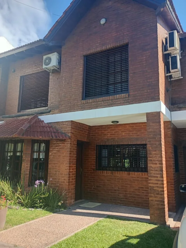 Casa en venta en Moreno