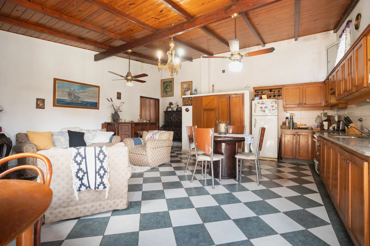Casa de 6 ambientes en venta en Rosario, Boulevard Wilde 1000, foto 3