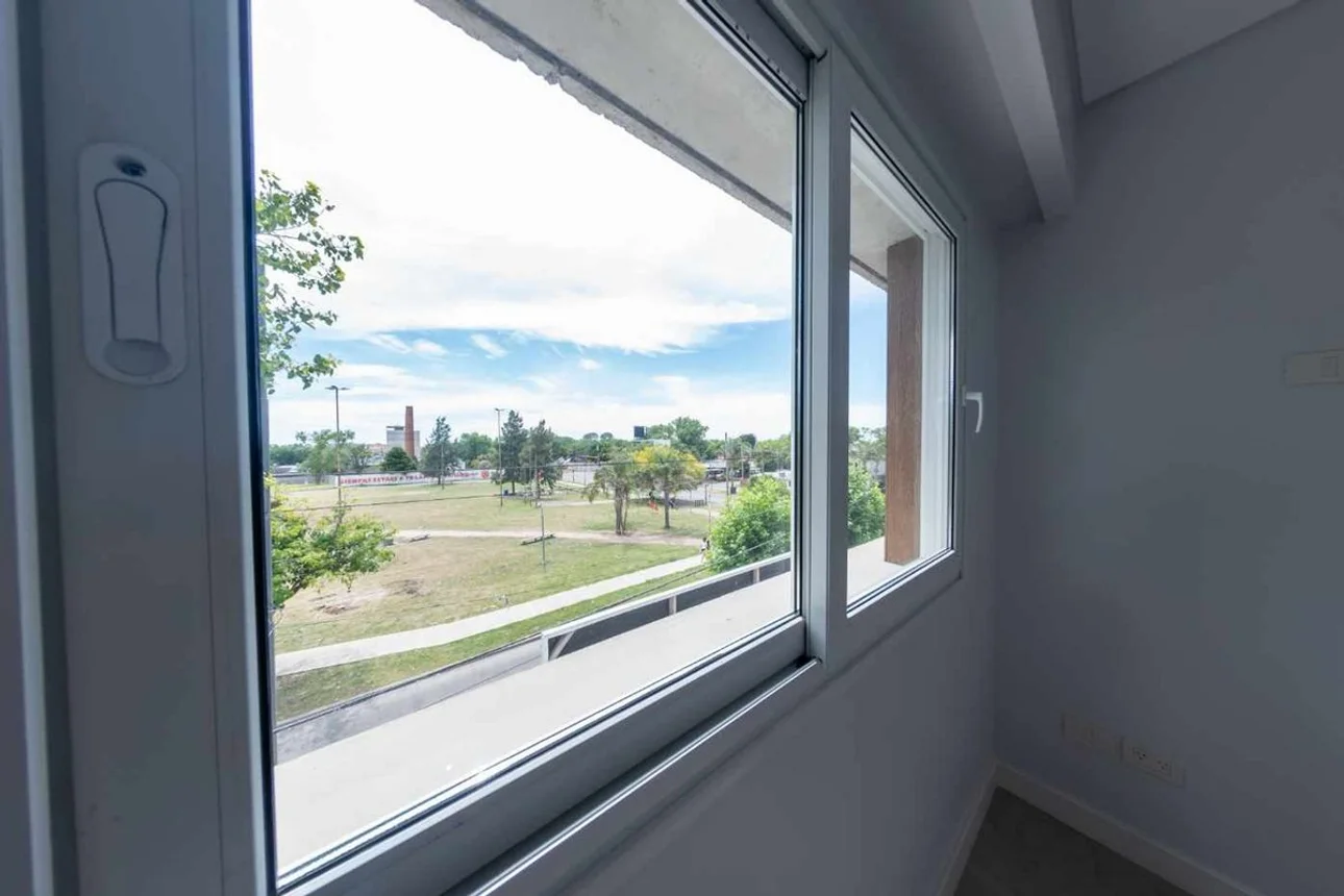 Dúplex de 4 ambientes en venta en Berazategui, Calle 157 1300, foto 3