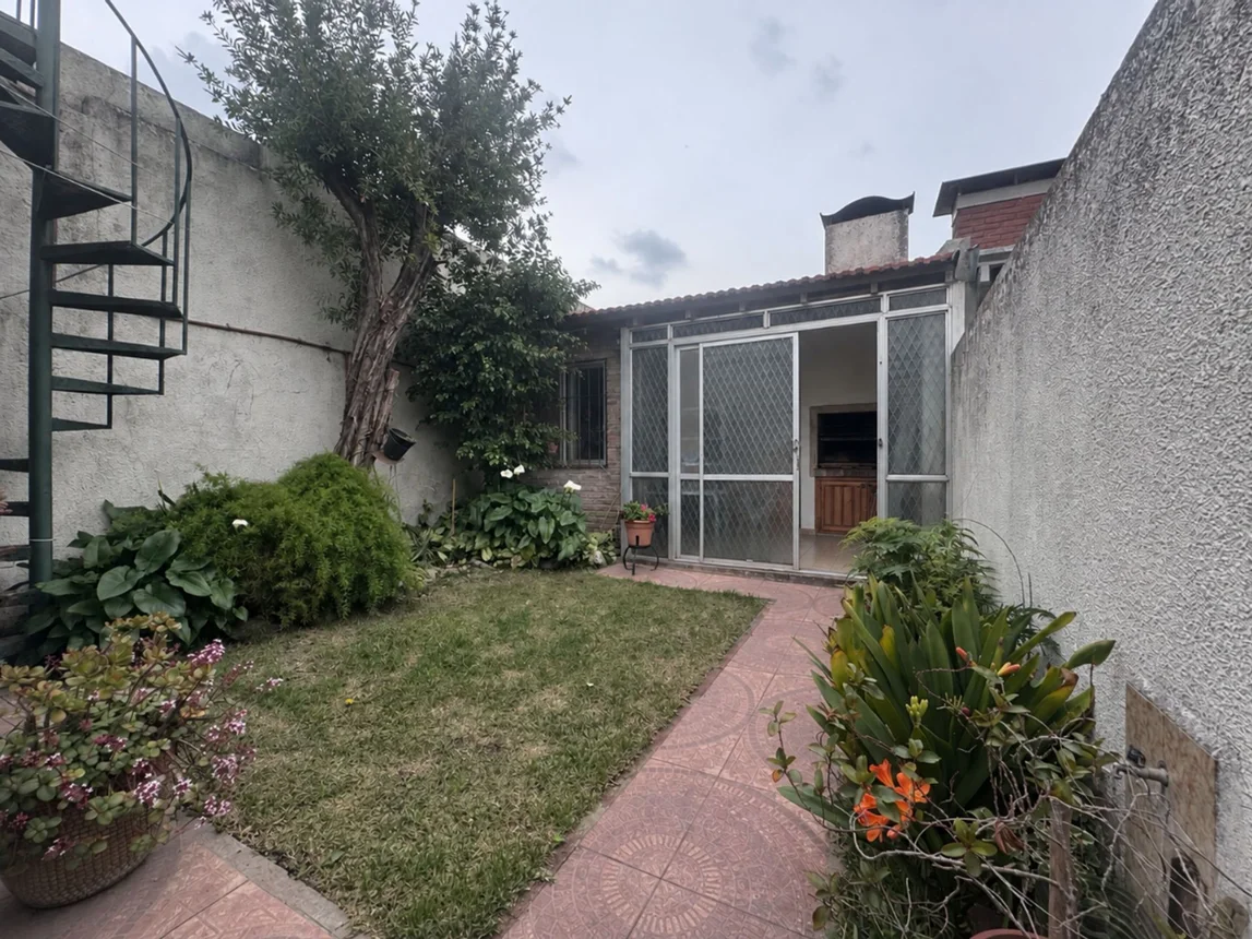 PH en venta en Ramos Mejía
