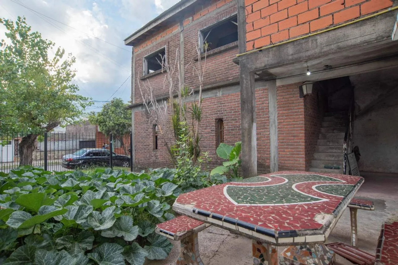 Casa de 4 ambientes en venta en Villa Tesei, Húsares 1300, foto 5