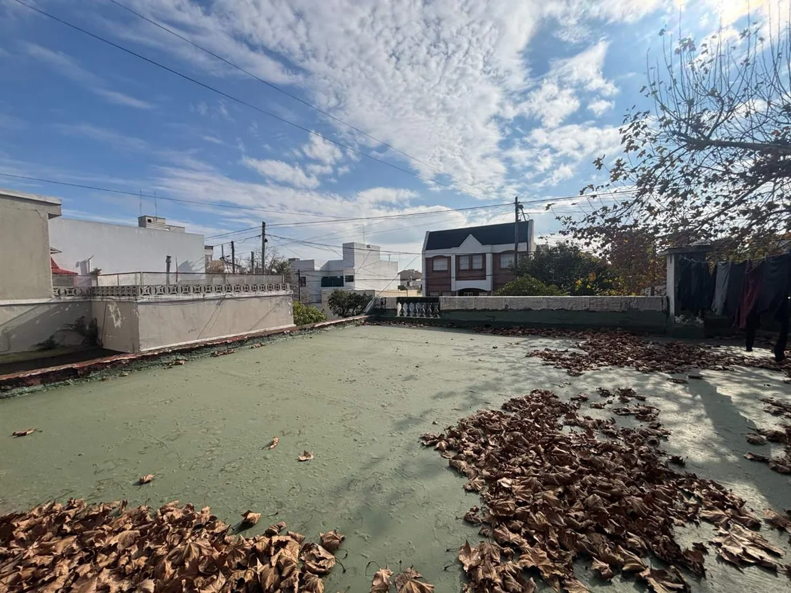 Casa en venta en Ramos Mejía, foto 2
