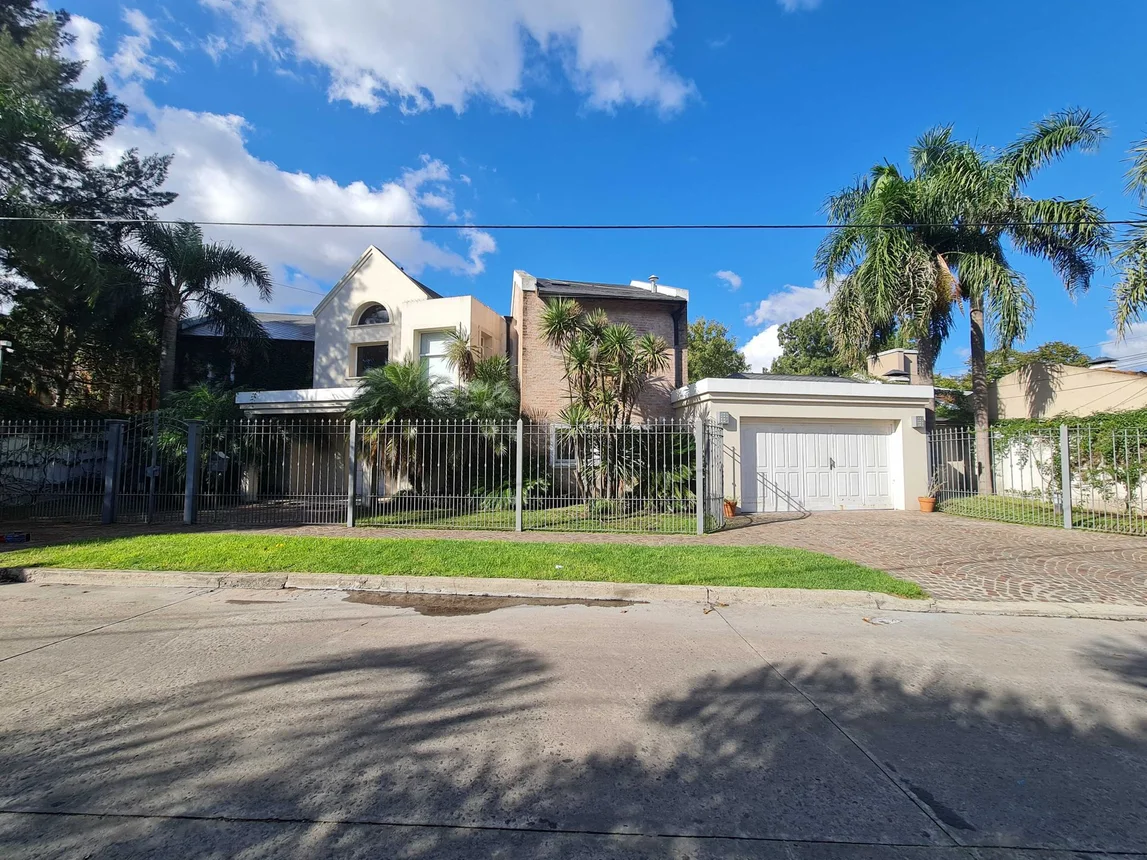 Venta casa 5 amb 2 lotes 1236 mt ituzaingo norte, foto 3