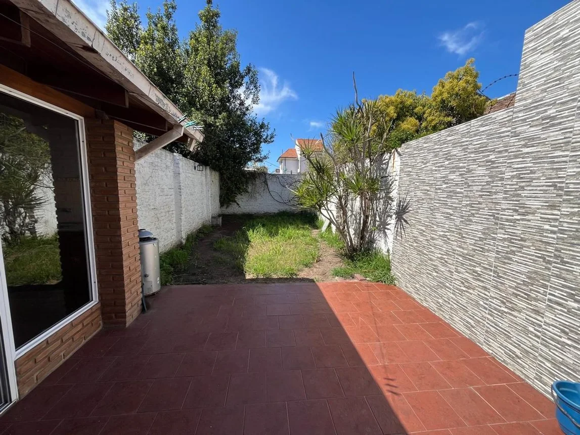 PH de 3 ambientes en venta en Valentín Alsina, Coronel Murguiondo 800