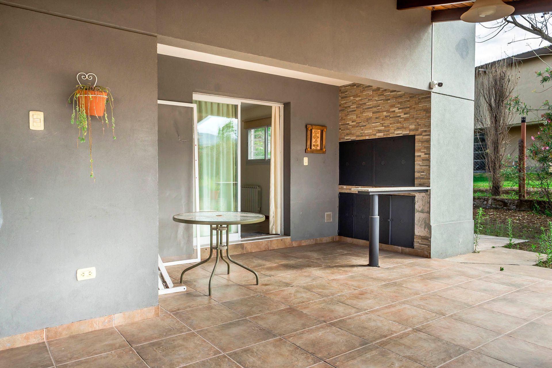 VENTA CASA CON PILETA 3 DORMITORIOS EN SAN LUIS - foto 4