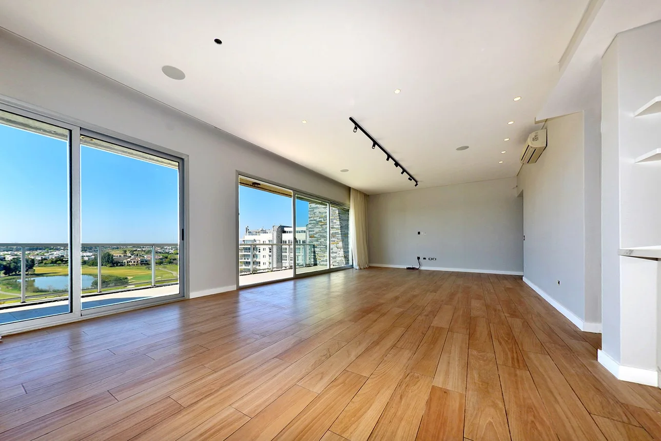 Penthouse de 6 ambientes en venta en Nordelta, Avenida del Golf 600, foto 3