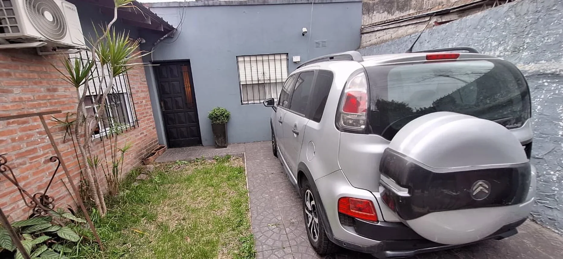 Casa de 3 ambientes en venta en Bernal Oeste, Comandante Franco 1600, foto 2