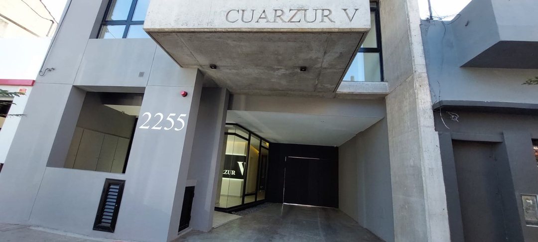VENTA MONOAMBIENTE CON RENTA EN CUARZUR V