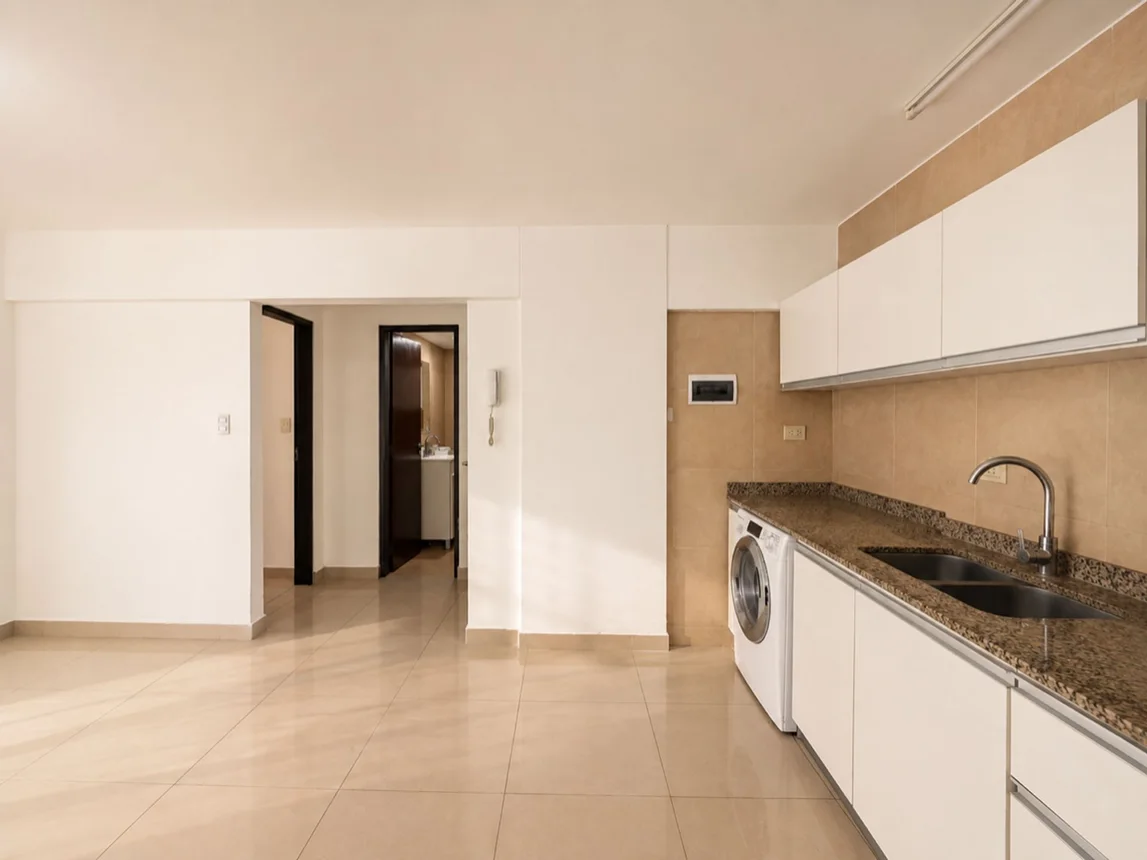 Venta departamento 2 ambientes al frente la perla, foto 4