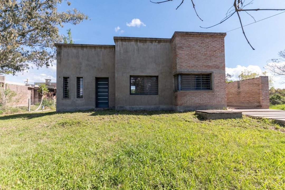 Venta Casa moderna en Lomas de San José