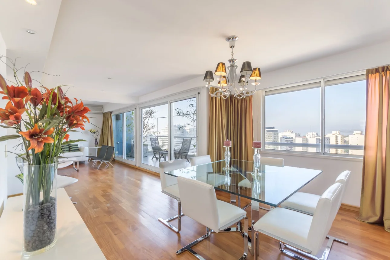 Tríplex de 5 ambientes en venta en Olivos, Comandante Leonardo Rosales 2600