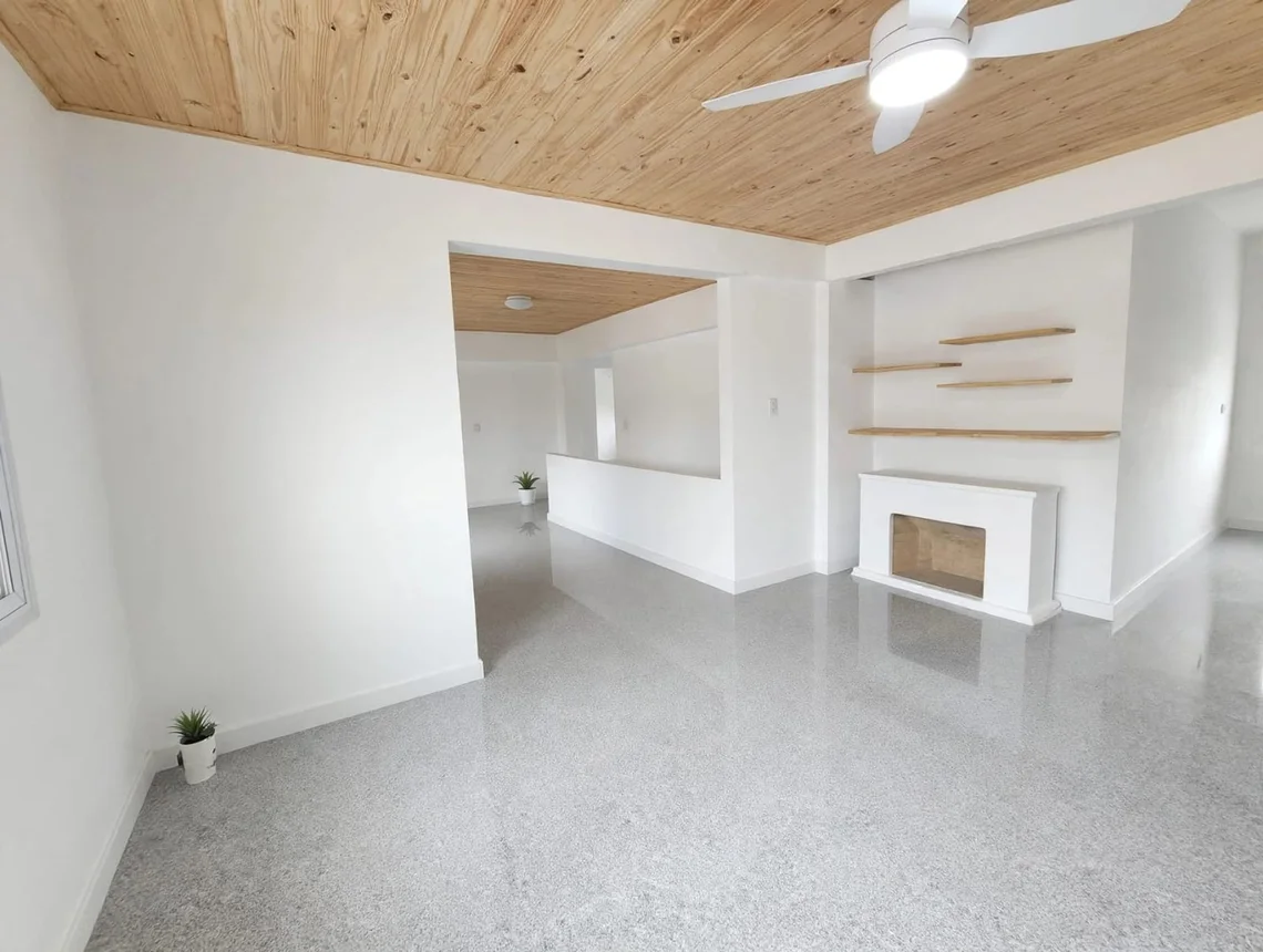 PH de 3 ambientes en venta en Bernal Oeste, Luis Maria Campos 1100, foto 2