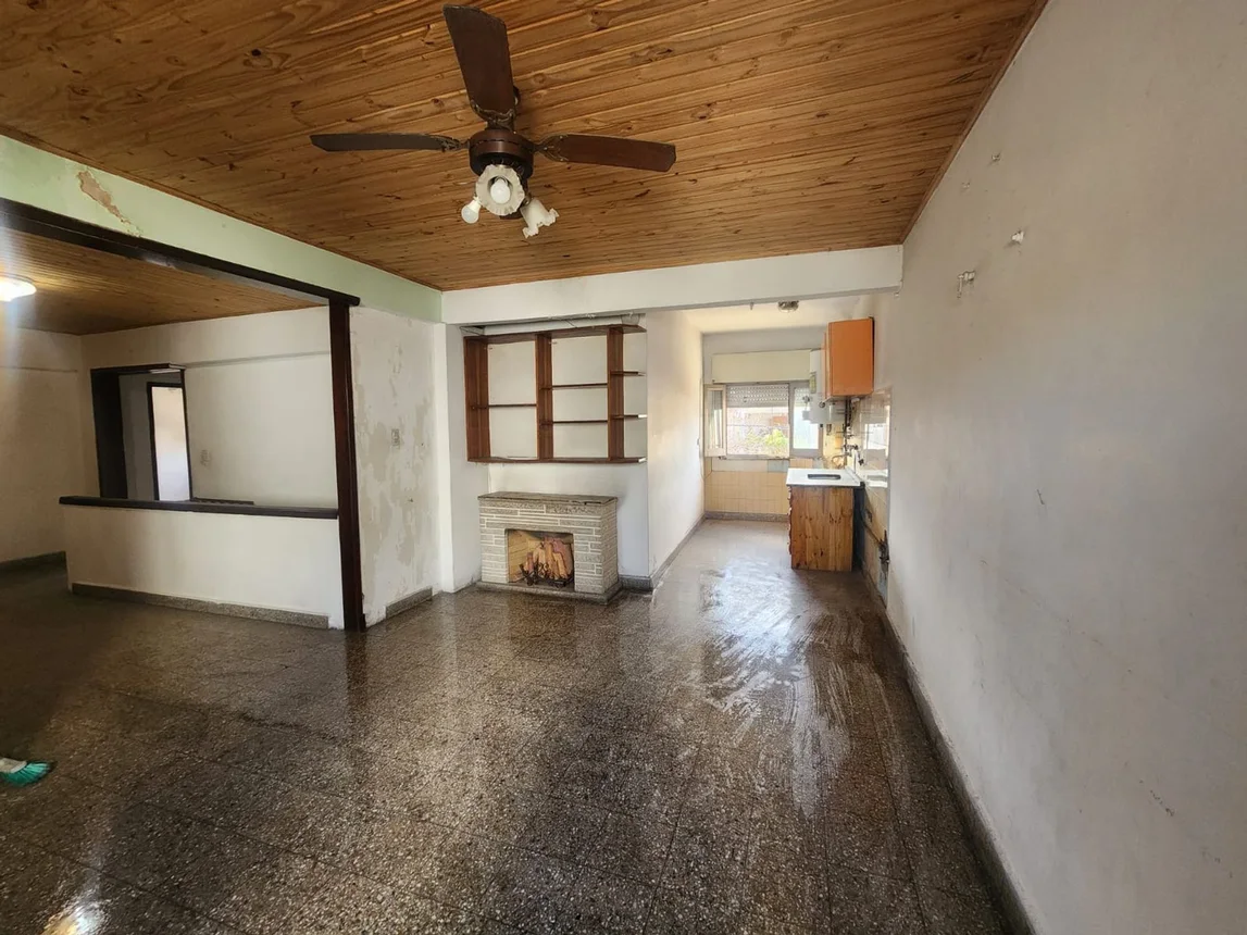 PH de 3 ambientes en venta en Bernal Oeste, Luis Maria Campos 1100, foto 3