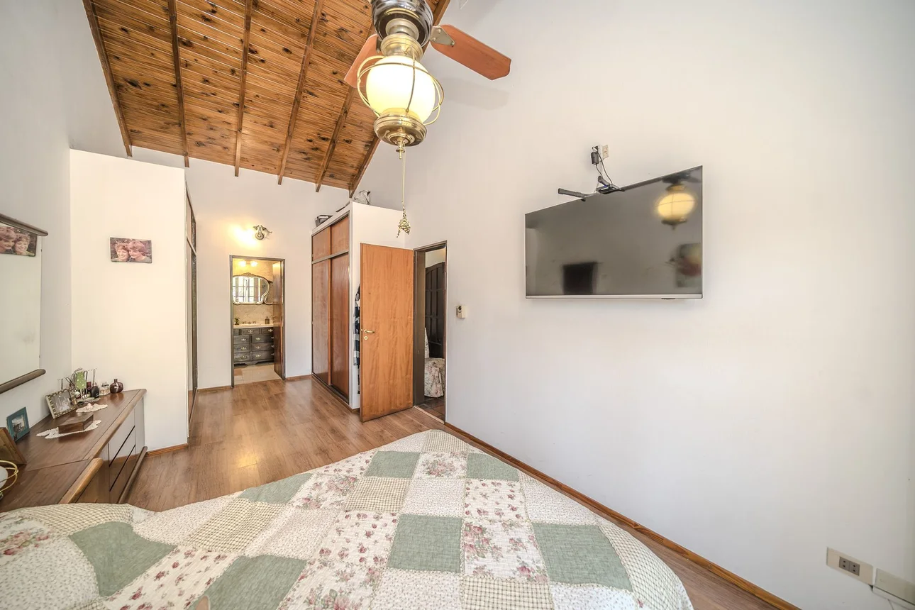 Casa en venta en Castelar, foto 4