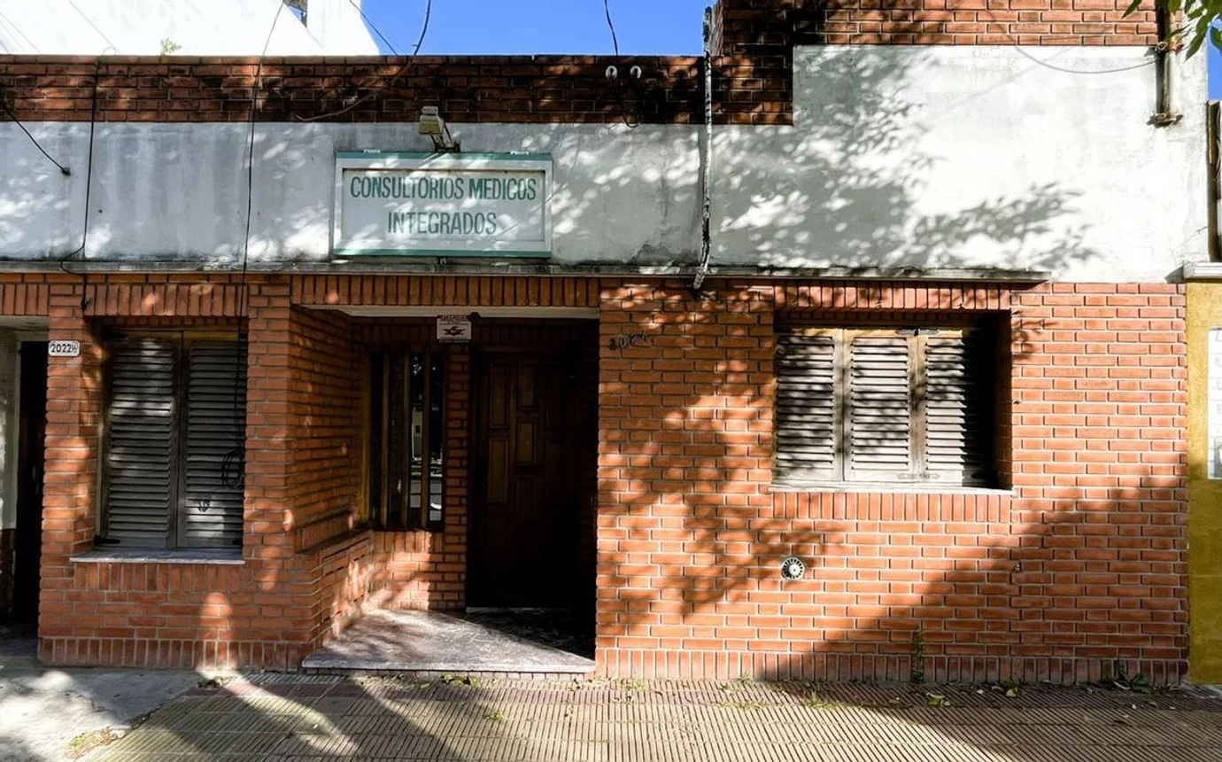 PH de 4 ambientes en venta en La Plata, Calle 60 2000