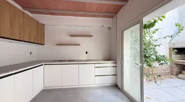 Venta Reciclaje 4 dormitorios y patio en Aguada