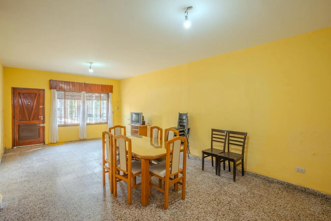 Venta PH 3 amb - i. casanova - patio - galpón, foto 1