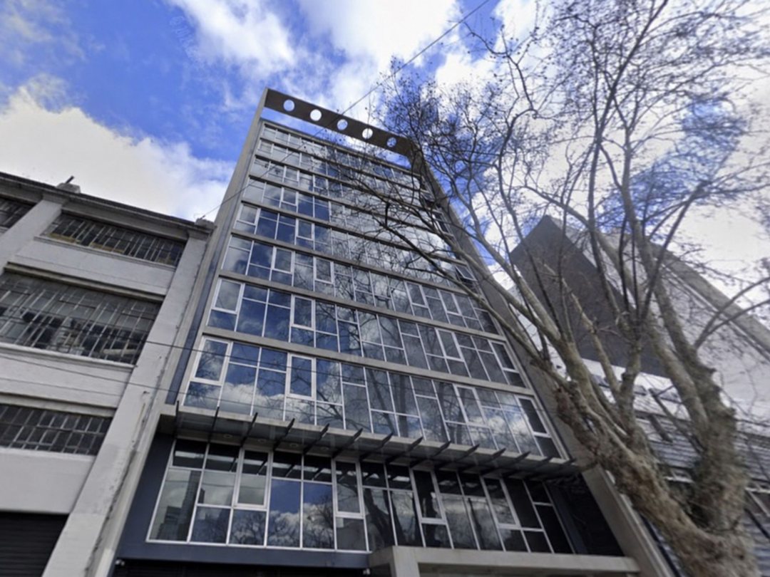 OFICINA EN VENTA A ESTRENAR – 141 m² – 1 COCHERA