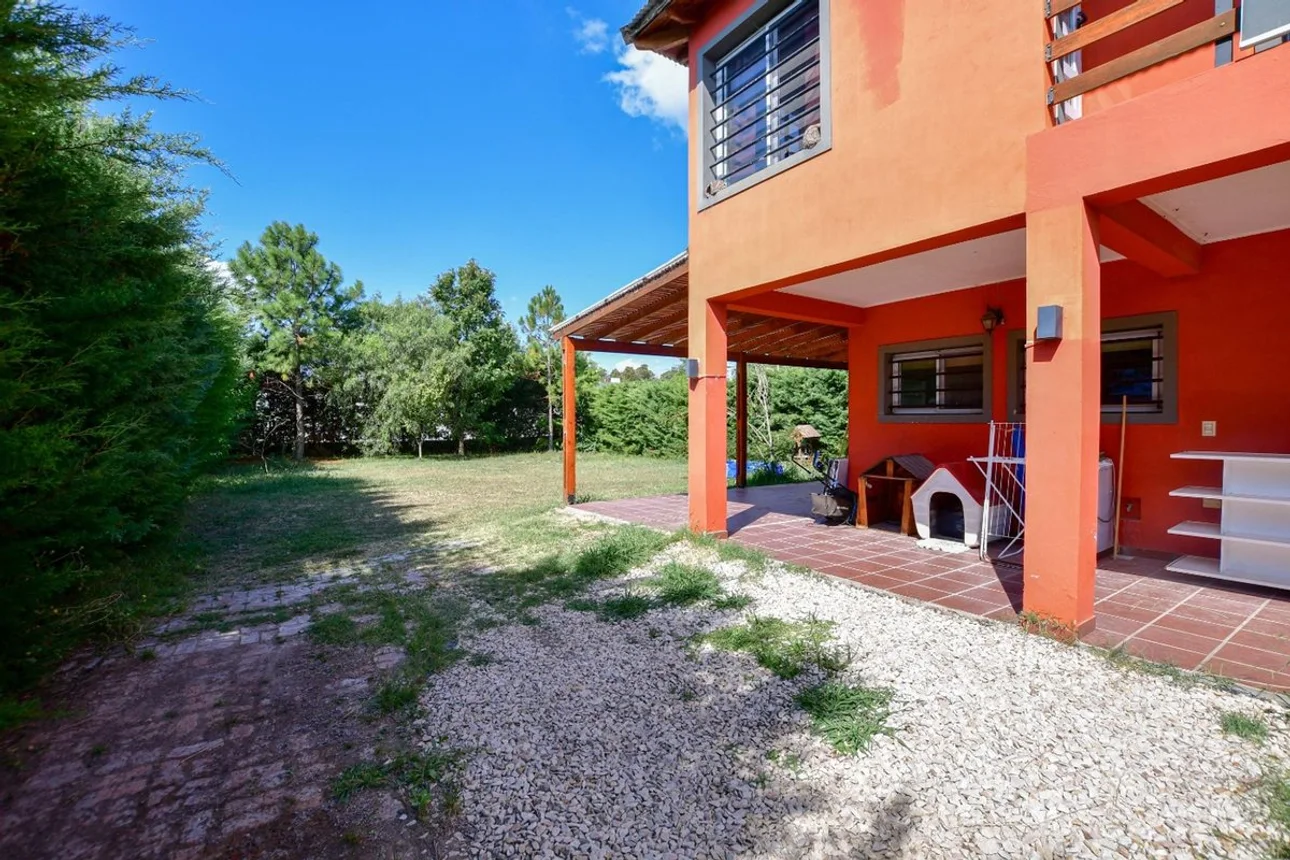Casa en venta en La Plata, foto 3