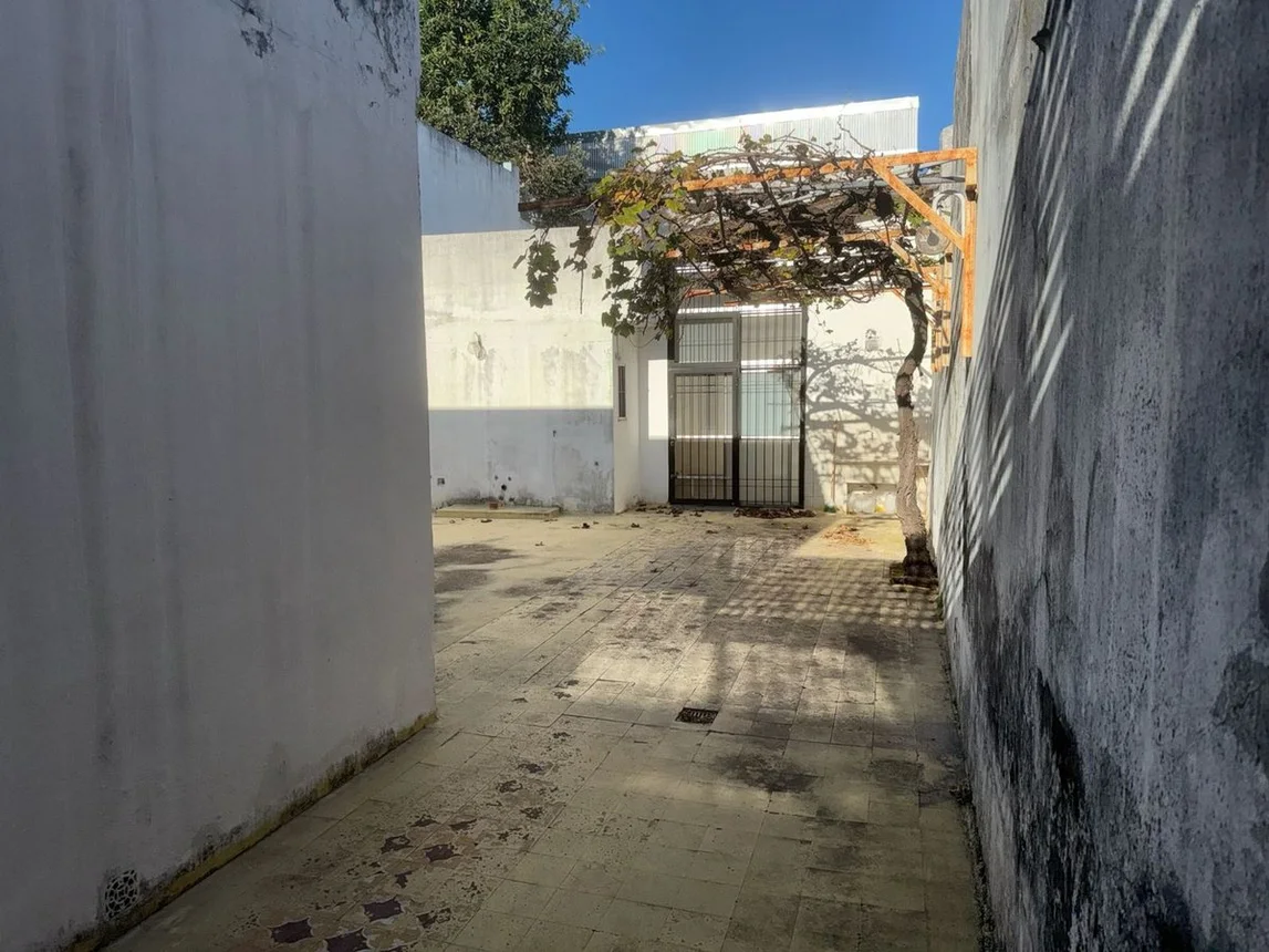 Casa de 4 ambientes en venta en Nueva Pompeya, Mom 3300