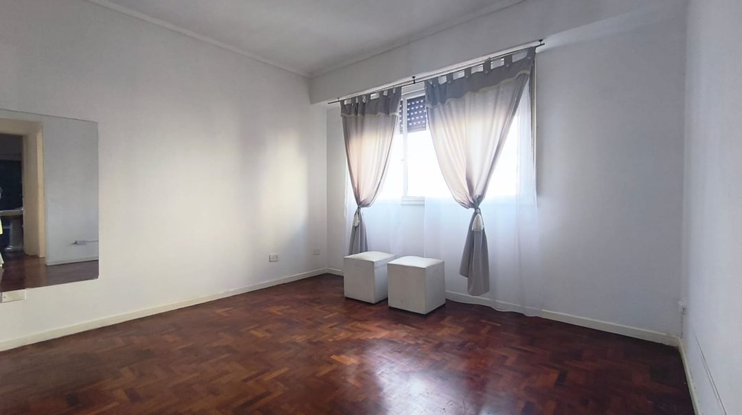 Venta 2 Ambientes, Balcon, Bajas Exp. Belgrano