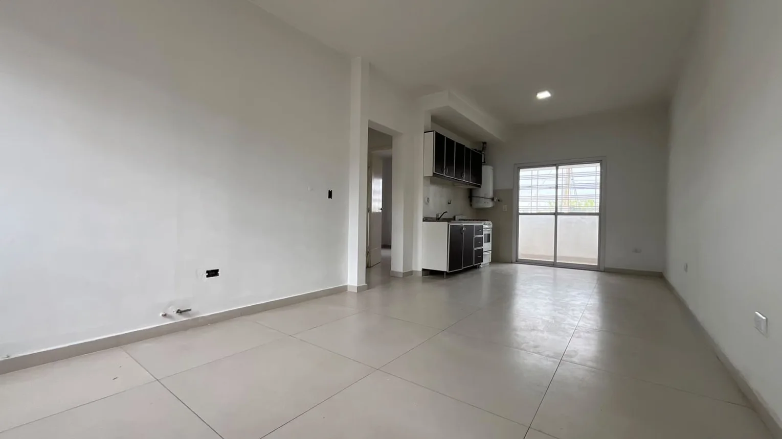 Departamento de 3 ambientes en alquiler en Guaymallén, Cochabamba 0, foto 3