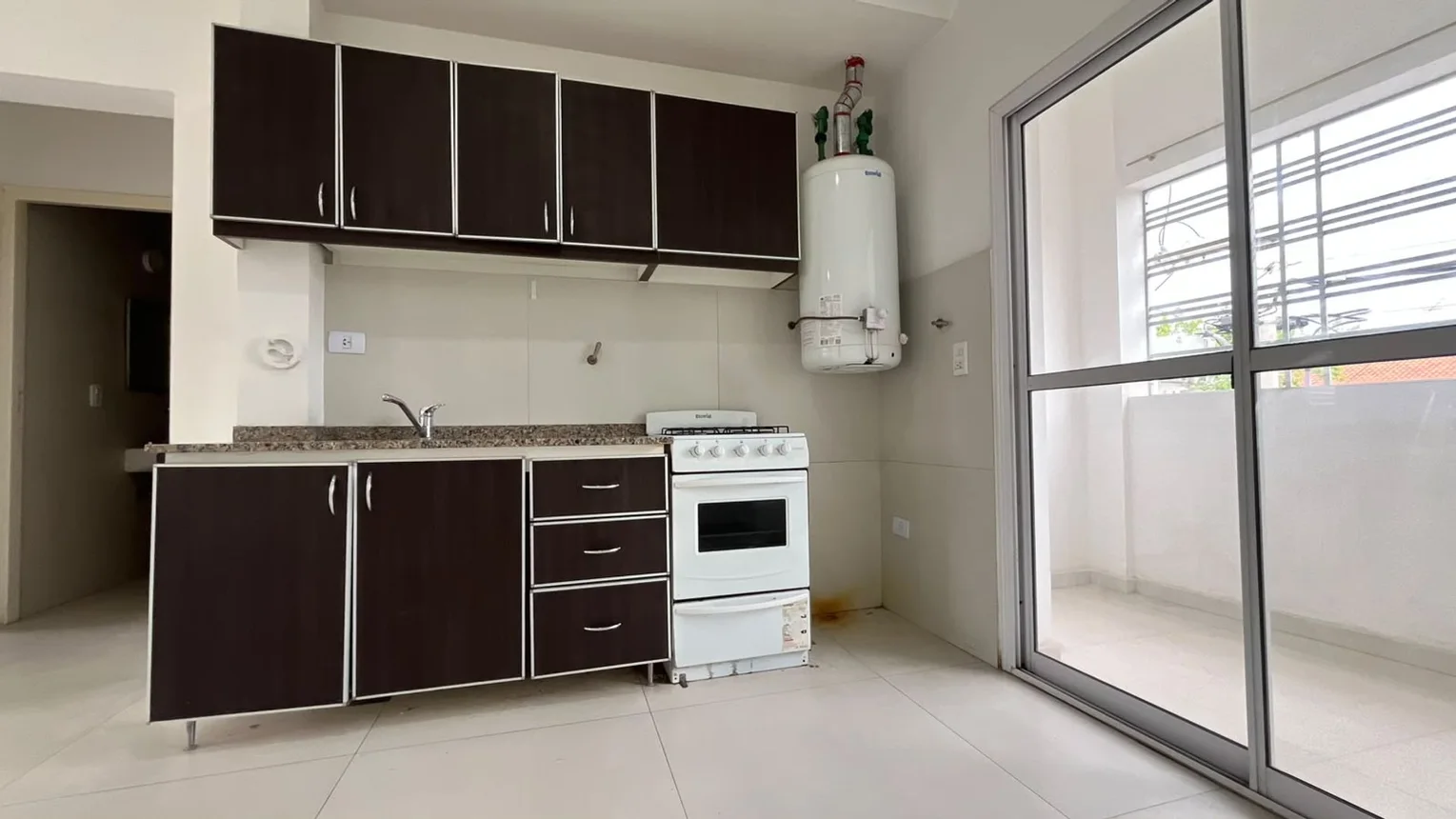 Departamento de 3 ambientes en alquiler en Guaymallén, Cochabamba 0, foto 4