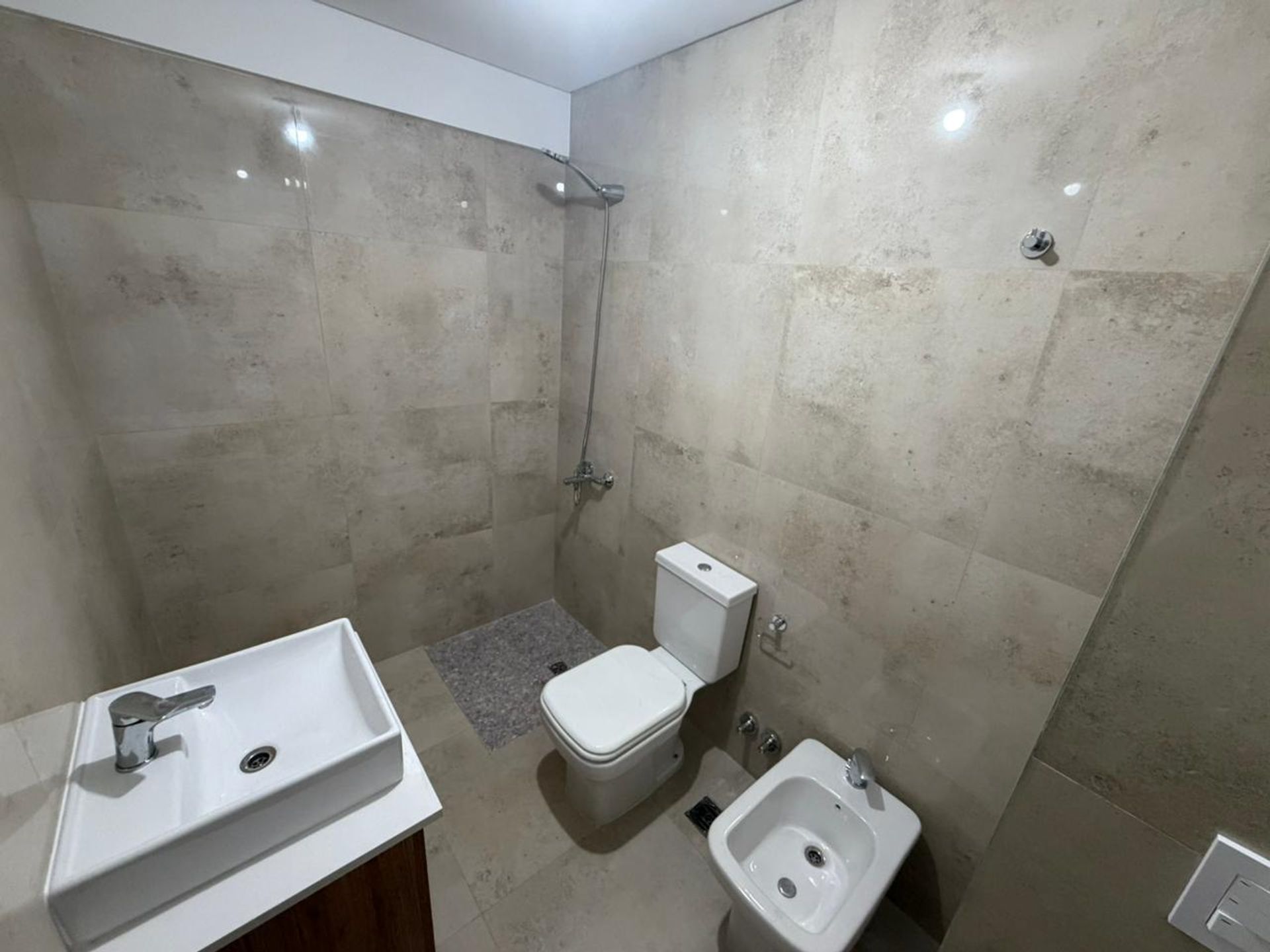 Foto 13 — VTA ESTR 2 AMB C/BALCON/ AMENIT EXC UBI S.TELMO