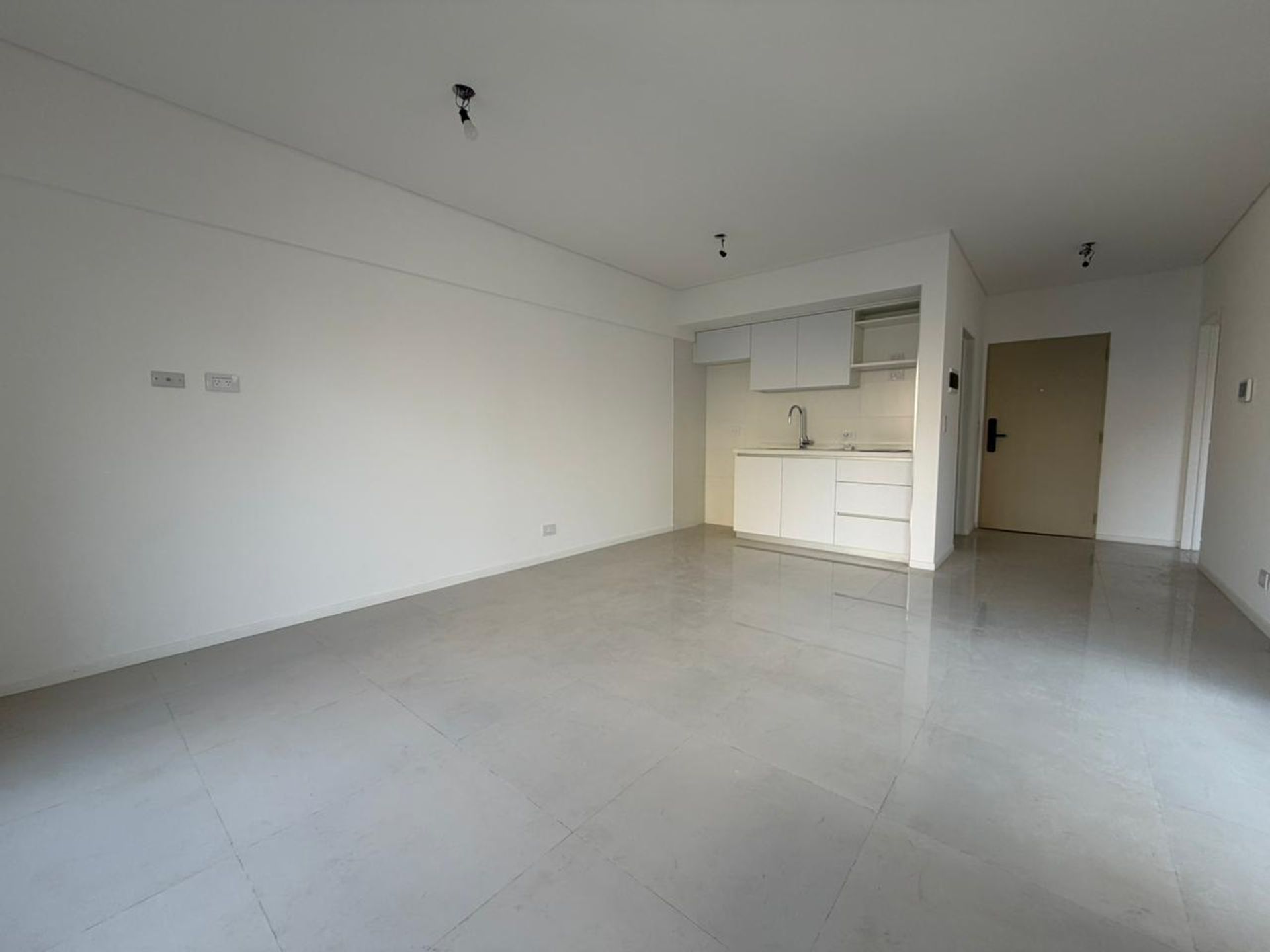 Foto 25 — VTA ESTR 2 AMB C/BALCON/ AMENIT EXC UBI S.TELMO