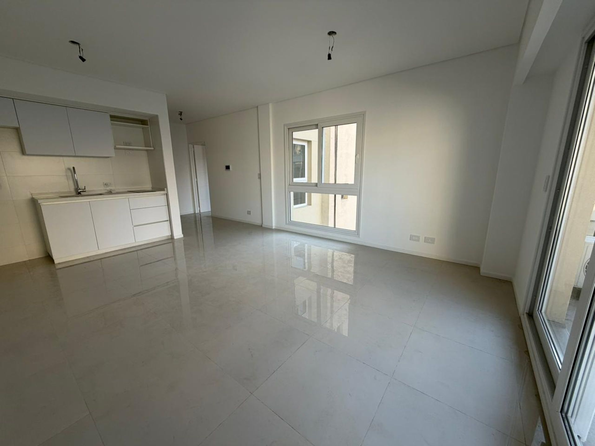 Foto 16 — VTA ESTR 2 AMB C/BALCON/ AMENIT EXC UBI S.TELMO